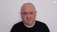 Policyjna obława na emerytkę za wpis o Jurku Owsiaku! Akcją kierowali zast.  komendanta i naczelnik
