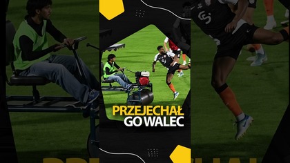 PIŁKARZ ROZJECHANY WALCEM NA ROGRZEWCE