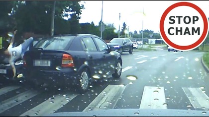 Wyprzedzał na czołówkę, omal nie potrącił człowieka #1885 Wasze Filmy