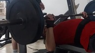 100 kg na ławce płaskiej.  Nie ma to jak seria 100 kg #gym #gymmotivation #polska