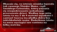 Dziwna istota wspina się na budynek w Rosji.