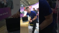 Ekran tego laptopa Cię zaskoczy 