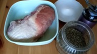 Schab wędzony w przyprawach.  Pyszna wędlina swojskiej roboty