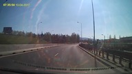 Bielsko Biała: Zagubiony rowerzysta na lewym pasie