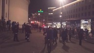 Agresywny tłum anarchizuje Warszawę!