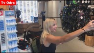 LiveLeak - Wild goat walks into sports store to cool off