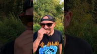 Bonez pierwszy raz je kiwi!