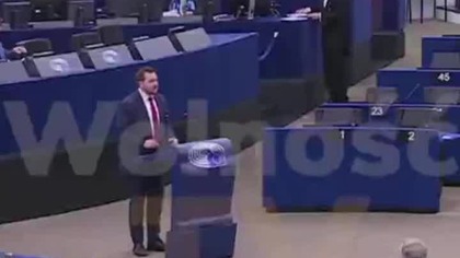 ODPIER**L SIĘ! DUŃSKI EUROPOSEŁ DO DONALDA TRUMPA!