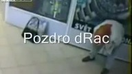 Kobieta zesrała się w galerii