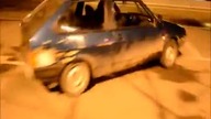 Pusty parking i idiota za kierownicą