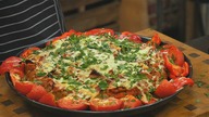 Biała kiełbasa zapiekana w sosie marinara / Oddaszfartucha