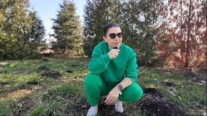 Haj, dzień dobry! :)
W końcu są te upragnione ciepłe dni! Prawdziwa wiosna zbliża się ogromnymi krokami, a ja znowu zabrałam się za to aby zrobić każdego dnia 10 tysięcy kroków! Jeżeli chcesz dołączyć to zapraszam do codziennych vlogów i wspólnego motywowania.
Miłego oglądania!

Lampa: https://s.click.aliexpress.com/e/_oDfLEEO

Filmy kulinarne z najnowszej serii CO JEM W CIĄGU DNIA
https://www.youtube.com/watch?vybfgTlaH0Ho
https://www.youtube.com/watch?vAgF-x8TY56Y
https://www.youtube.com/watch?vWv7NIVovUUA
https://www.youtube.com/watch?v4-rB_4IUac4

UWAGA! POMADKA (która robi białe zęby) NA PROMIE!
https://fas.st/Eh0TP

Kolczyki o które ostatnio zamawiałam i polecam
Kolczyki łezki (pierwsze, które pokazywałam): https://s.click.aliexpress.com/e/_okXyT1q
Kolczyki zestaw: https://s.click.aliexpress.com/e/_okXyT1q
Kolczyki muszelki: https://s.click.aliexpress.com/e/_oBVDuAG
Linki afiliacyjne

SKRYTKA POCZTOWA
Po ustaleniu na skrytkę pocztową mogą zostać przesłane paczki. ALE!! Tylko wysłane przez pocztę polską. Paczki wysłane kurierem będą zwracane. 
Karolina Kowalczyk
Skrytka nr 5
Ul. Plac wolności 2 
62-620 Babiak 

INSTAGRAM: http://instagram.com/paancia
KONTAKT: mój ordżinalny adres: deebilica@gmail.com :-)

 #szarlott #vlog #kroki #wiosna