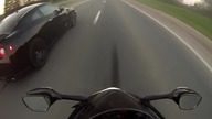 Nissan GTR vs YAMAHA R1 vs SUZUKI GSX R1000