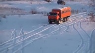 Dosłownie "zjazd" ciężar&oacute;wką