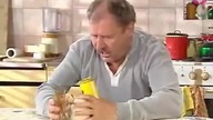Ferdek Kiepski Vs Ewa Woźniak (Cały czas tłukło) łdźźźźźiii !!!