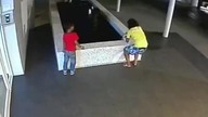 Nigdy nie zostawiaj dziecka bez opieki