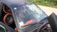 Clio z przesadzonym systemem audio