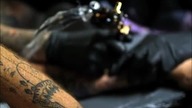 Tatuowanie w slow motion