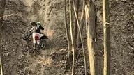 Koleś poleciał na KTM Enduro