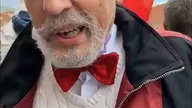 Janusz Korwin-Mikke na proteście przedsiębiorców w Warszawie 16. 05. 2020
