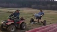 Quad + karuzela =dobra zabawa
