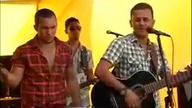 Tymczasem na wiejskim festynie   