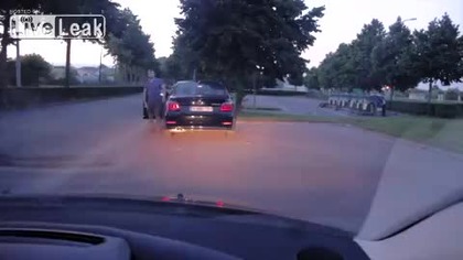 Agresja na drodze i spos&oacute;b na jej rozładowanie