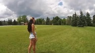 Modelka filmowana dronem
