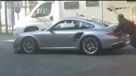 Jak prawidłowo popchnąć Porsche