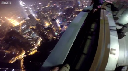 Skok z Tower w Kuala Lumpur