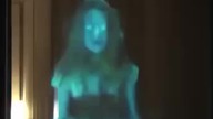 Niesamowicie przerażający hologram