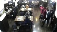 Około 35 meżczyzn szturmuje rosyjski klub