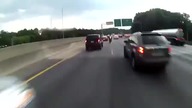 Wariackie wyprzedzanie na autostradzie