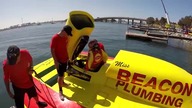 Ścigają się po wodzie z prędkością ponad 320km/h