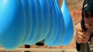 Ile balon&oacute;w z wodą jest w stanie zatrzymać pocisk z Magnum 44?