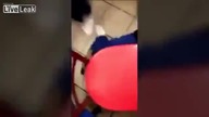 Dzieci biją się w McDonald's