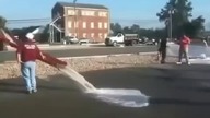 Beton wchłania wodę jak gąbka 