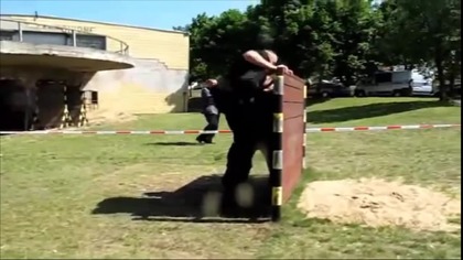 Żenujące zawody sprawnościowe Polskiej Policji