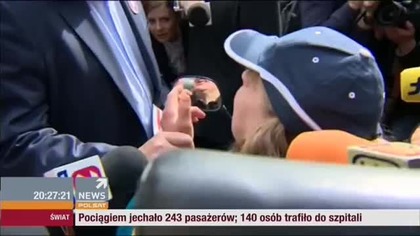  Bronisław Komorowski vs niepełnosprawna (+ suflerka)