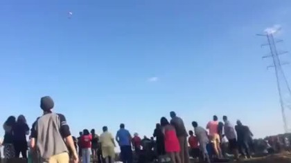 Skydiver vs linia wysokiego napięcia