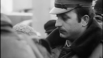 Polska Kronika Filmowa nr 6 z 1991 r.  &ndash; Sesja nieparlamentarna, Oblężenie, Spod strzechy, Siła