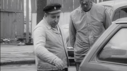 Polska Kronika Filmowa nr 15 z 1991 r.  &ndash; Przejścia podziemne, Auto dla każdego, Pożar w straży, Ziemia niczyja