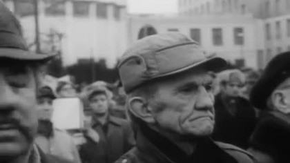 Polska Kronika Filmowa nr 4 z 1990 r. Wzrost ciśnienia, W potrzebie, Koniec imperium