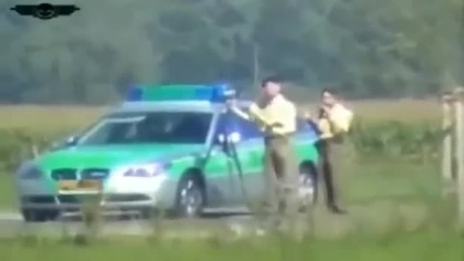 Reakcja niemieckiej policji z suszarką 
