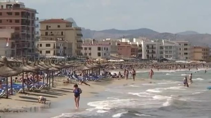 Travel: Alcudia, Mallorca - Travel shorts