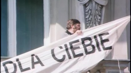 Polska Kronika Filmowa nr 38 z 1993 r.  &ndash; Było nie mineło, Sypnęło, Nowe zawody: architekt krajobrazu, Inwazja jaszczur&oacute;w