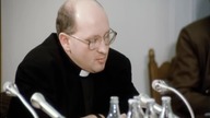 Polska Kronika Filmowa nr 4 z 1994 r.  – Komu kanał?, Łaskawy chleb, Ogonek do kapitału, Tuszyn Centrum