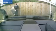 UK: Po chamsku zniszczył auto sąsiada.