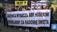 Wierni z Jasienicy protestują pod kurią