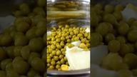 Sałatka śledziowa z zielonym groszkiem #shorts #viral